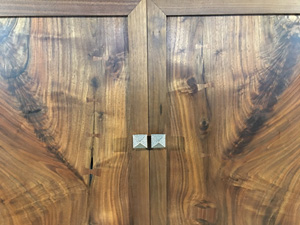 WaterWoods Custom Furniture matching cabinet woodgrain 300px
